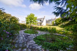 Photo 33- click for photo gallery